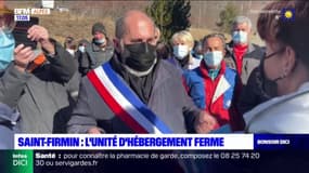 Saint-Firmin: une cinquantaine d'habitants réunis devant l'URH pour dénoncer la fermeture progressive de la structure