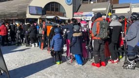 La file d'attente à la station de Serre-Chevalier, vendredi 17 février 2023