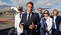 Emmanuel Macron sur le tarmac de l'aéroport de Nouméa en Nouvelle-Calédonie, le 23 mai 2024