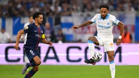 Le Parisien Marquinhos au duel avec le Marseillais Pierre-Emerick Aubameyang, le 22 septembre 2025