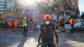 Les secours sont toujours à la recherche de survivants sous les décombres en Turquie - 31 octobre 2020