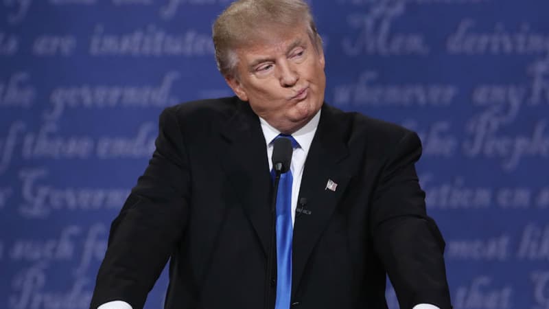 Donald Trump lors du premier débat présidentiel face à Hillary Clinton, à l'université Hofstra près de New York, le 26 septembre 2016.