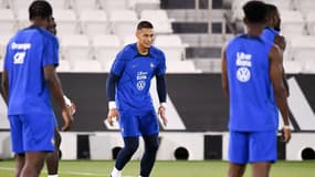 Alphonse Areola à l'entraînement des Bleus en novembre 2022