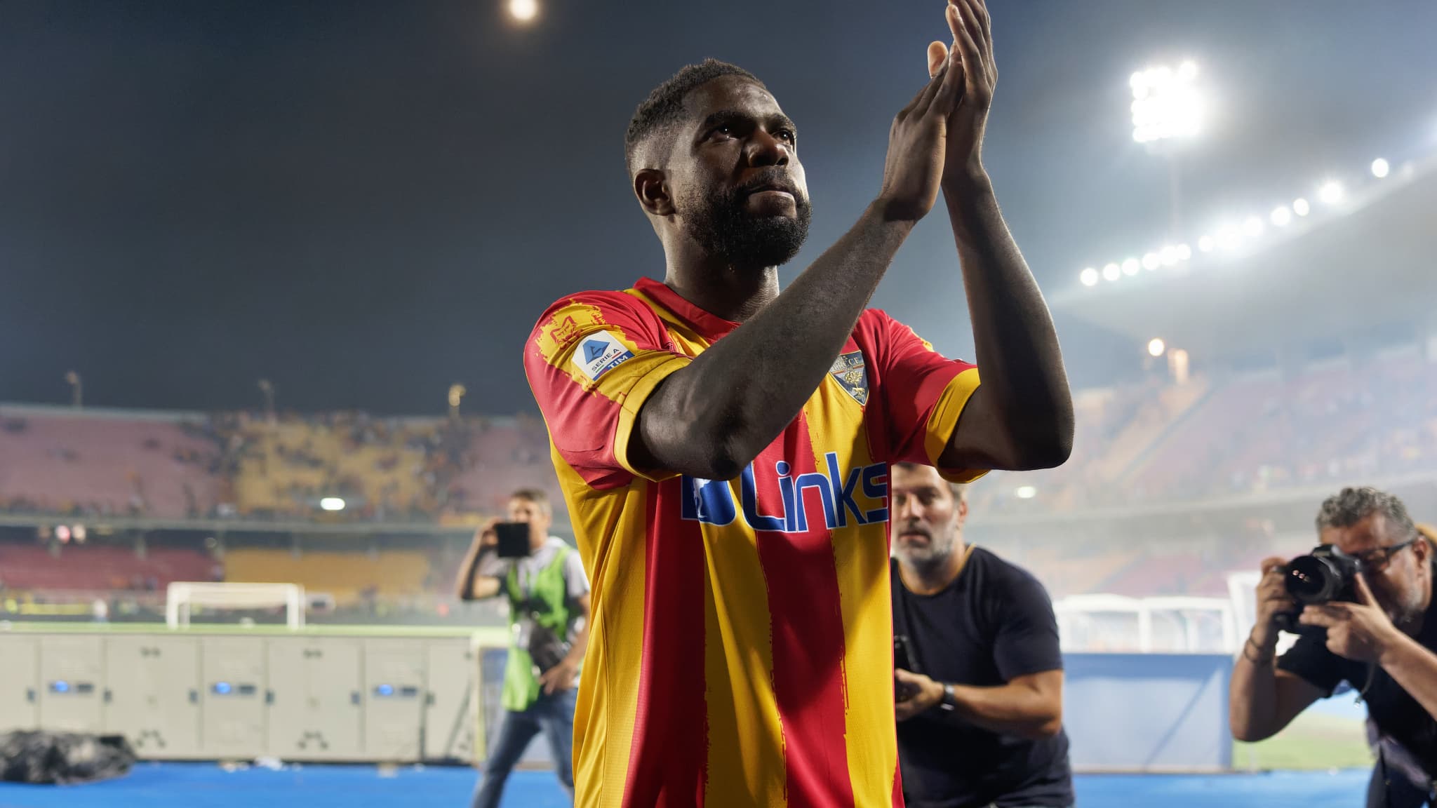Samuel Umtiti lors d'un match de Serie A entre Lecce et Bologne, le 04/06/2023 Samuel Umtiti lors d'un match de Serie A entre Lecce et Bologne, le 04/06/2023