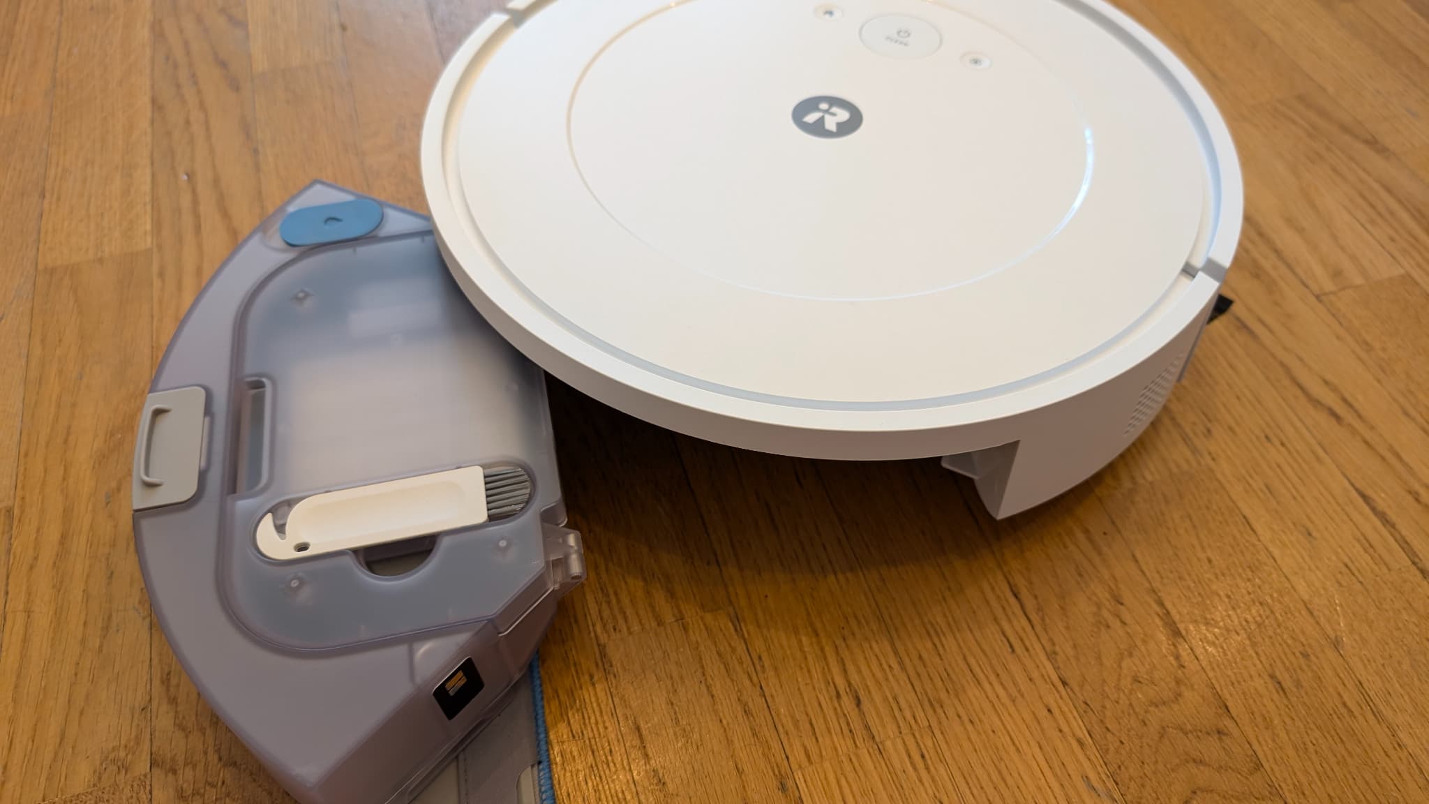 Roomba Combo Essential