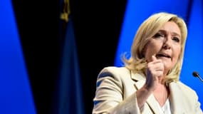 La candidate du RN à la présidentielle Marine Le Pen à Stiring-Wendel Moselle), le 1er avril 2022