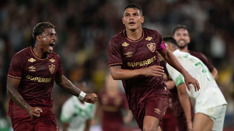 41 ans mais toujours agile: le ciseau acrobatique de Thiago Silva qui offre la victoire sur le gong à Fluminense