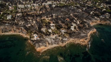 Vue de Mati, ravagé par les flammes.