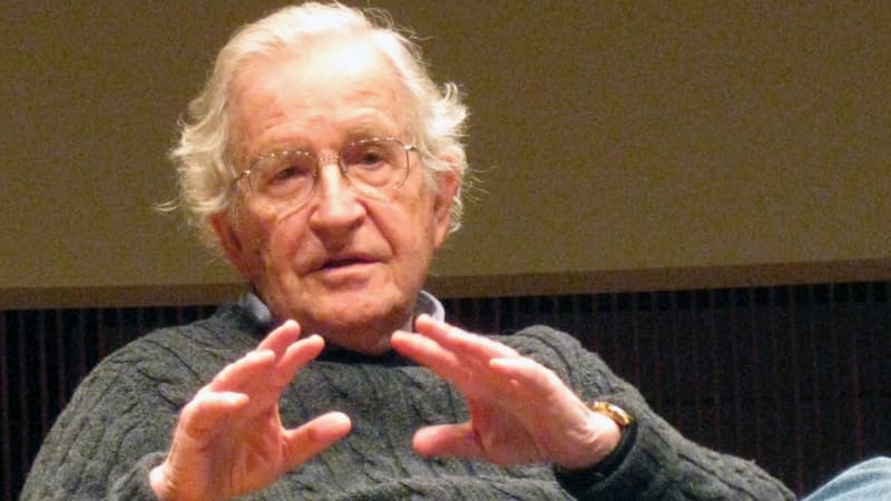 Noam Chomsky, linguiste et philosophe américain, en 2012
