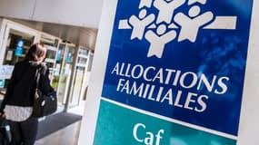 En mai 2016, le secrétaire d'Etat au Budget, Christian Eckert, avait estimé que cette prime d'activité pourrait coûter cette année 200 millions d'euros de plus que prévu.