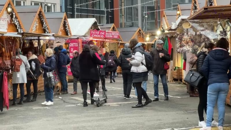 Lille: le chauffage interdit sur le marché de Noël, les commerçants s'adaptent aux faibles températures