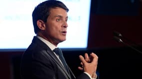 Manuel Valls va débuter la semaine par une tournée médiatique 