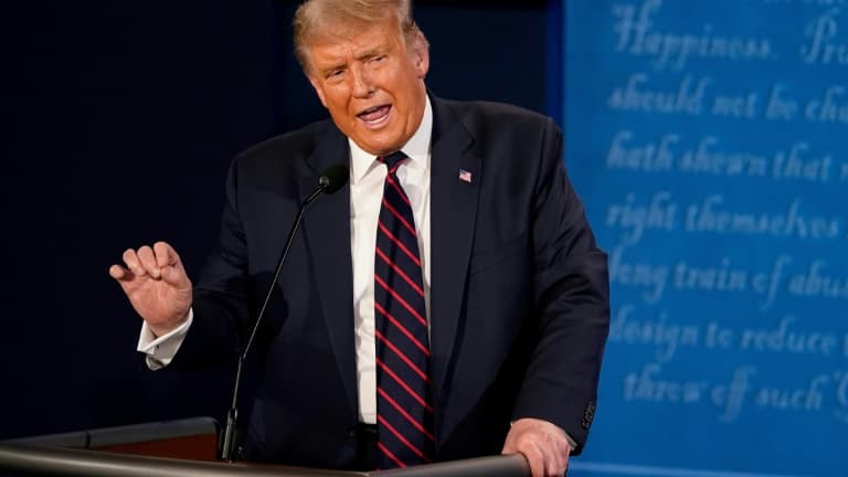 Le président Donald Trump lors du premier débat l'opposant à son rival démocrate Joe Biden à Cleveland, dans l'Ohio, le 29 septembre 2020