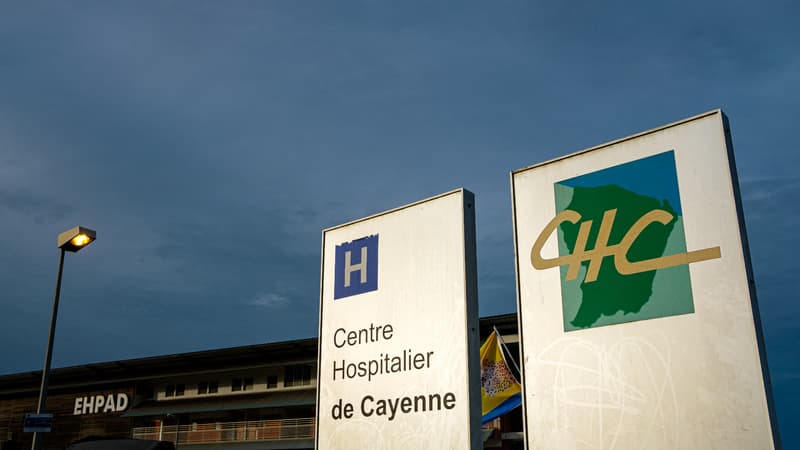 Devant le centre hospitalier de Cayenne, en 2020. (photo d'illustration)