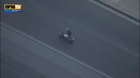 Un motard nargue les policier lors d’une course-poursuite