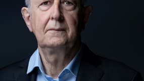 Jean-Marc Sauvé pose à Paris le 28 septembre 2021
