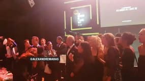 Quand Anne Hidalgo reprend Joe Dassin et chante "Dans Paris à vélo"