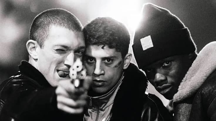 Un détail de l'affiche de La Haine, avec Vincent Cassel, Saïd Taghmaoui et Hubert Koundé.