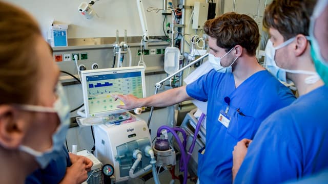Le 25 mars dans un hôpital à Hambourg en Allemagne