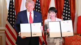 Donald Trump et la Première ministre japonaise Sanae Takaichi à Tokyo le 28 octobre 2025