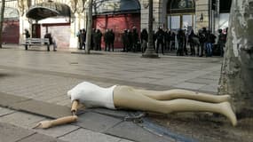 Des violences ont eu lieu sur les Champs-Elysées le 16 mars.