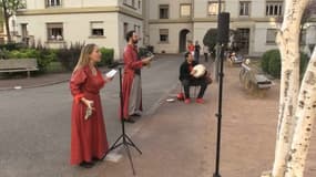 Alex et Valeria donnent de la voix pour leurs voisins