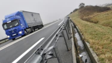 Cinq Français dont trois mineurs, tous d'une même famille, ont trouvé la mort dans un choc frontal de leur voiture avec un camion dans le nord de l'Espagne, à environ 90 kilomètres de Bilbao