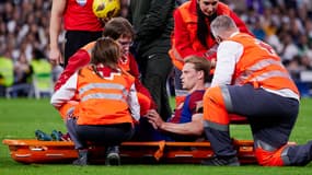 Frenkie De Jong, blessé lors du Clasico entre le Real Madrid et le Barca (3-2) le 21 avril 2024, est forfait pour l'Euro 2024