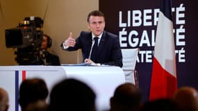 Le président de la République Emmanuel Macron lors d'une conférence de presse à l'Élysée, le 16 janvier 2024.