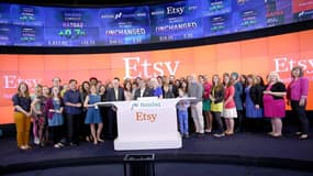 Au cours de clôture au Nasdaq, jeudi soir 16 avril 2015, Etsy était valorisée à 3,3 milliards de dollars.
