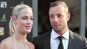 Oscar Pistorius et sa petite amie Reeva Steenkamp au temps du bonheur.