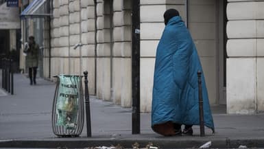 Le taux de pauvreté était de 13,6% en 2016, en France.