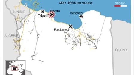 TIRS DE ROQUETTES À MISRATA EN LIBYE