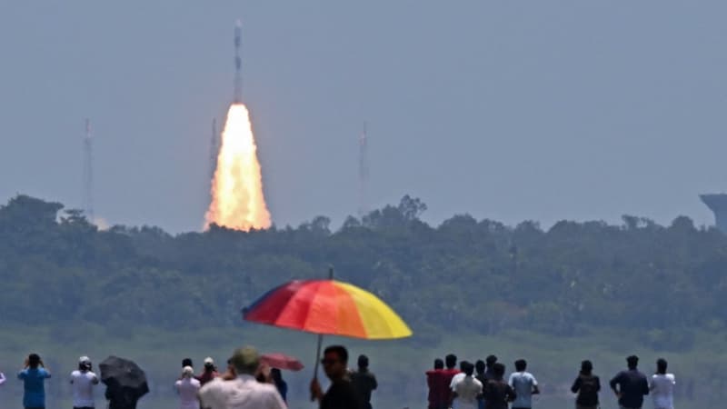 Le lancement de la sonde solaire indienne, sur le pas de tir de l'ISRO sur l'île de Sriharikota, le 2 septembre 2023 
	
