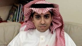Le blogueur saoudien Raef Badaoui, ci-dessus en 2012, sur un cliché diffusé par sa famille.