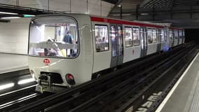 Une rame de ligne D du métro à Lyon.