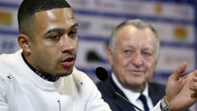 Memphis Depay et Jean-Michel Aulas