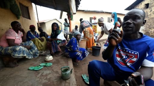 Kinsman Agoro Wakilou, un notable local, raconte la descente des forces de sécurité dans le village natal de Tikpi Atchadam, Kparatao, dans le nord du Togo, le 23 septembre 2017 Kinsman Agoro Wakilou, un notable local, raconte la descente des forces de sécurité dans le village natal de Tikpi Atchadam, Kparatao, dans le nord du Togo, le 23 septembre 2017