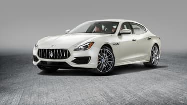 Petits changements, mais pas de chamboulement esthétique pour le restylage de la Quattroporte.
