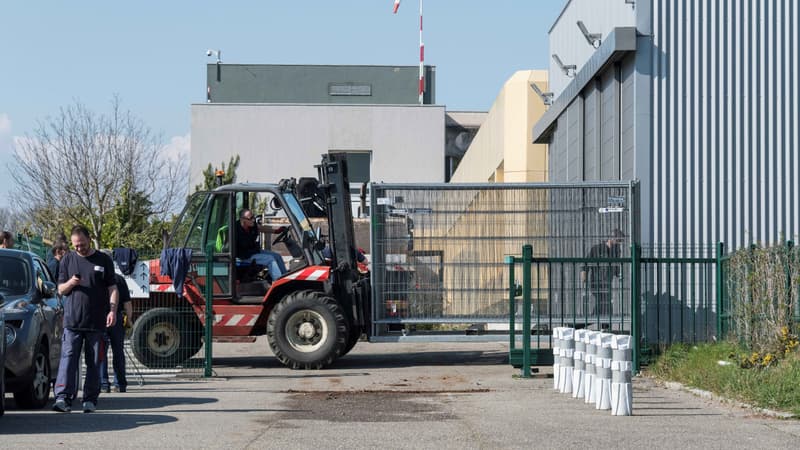 L'installation d'un hôpital militaire de campagne à Mulhouse a commencé ce jeudi 19 mars 2020.