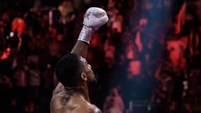 Anthony Joshua après sa victoire par abandon contre Otto Wallin, le 23 décembre 2023