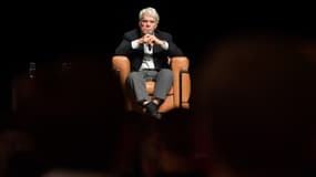 Bernard Tapie lors d'une conférence à Liège. 