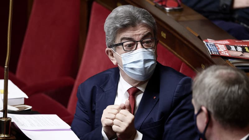 Mondial 2022 au Qatar: "Un Français n'a rien à foutre là-bas", Mélenchon aimerait un boycott