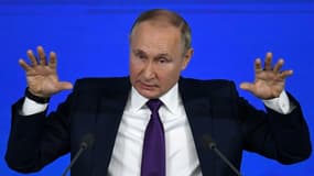 Vladimir Poutine lors d'une conférence de presse à Moscou le 23 décembre 2021
