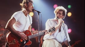 Johnny Hallyday au côté d'Eddy Mitchell à Bourges en 1985