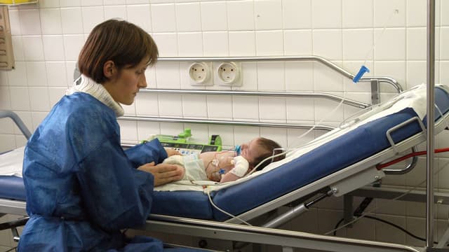 Un bébé atteint de la bronchiolite