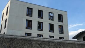 Les riverains de la prison de la Santé se plaignent de nuisances quotidiennes.