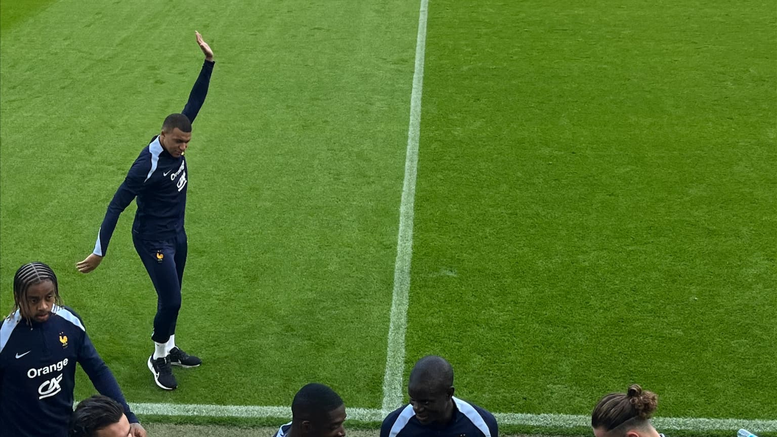 Euro 2024 - Equipe de France - Kylian Mbappé à l'entraînement
Euro 2024 - Equipe de France - Kylian Mbappé à l'entraînement