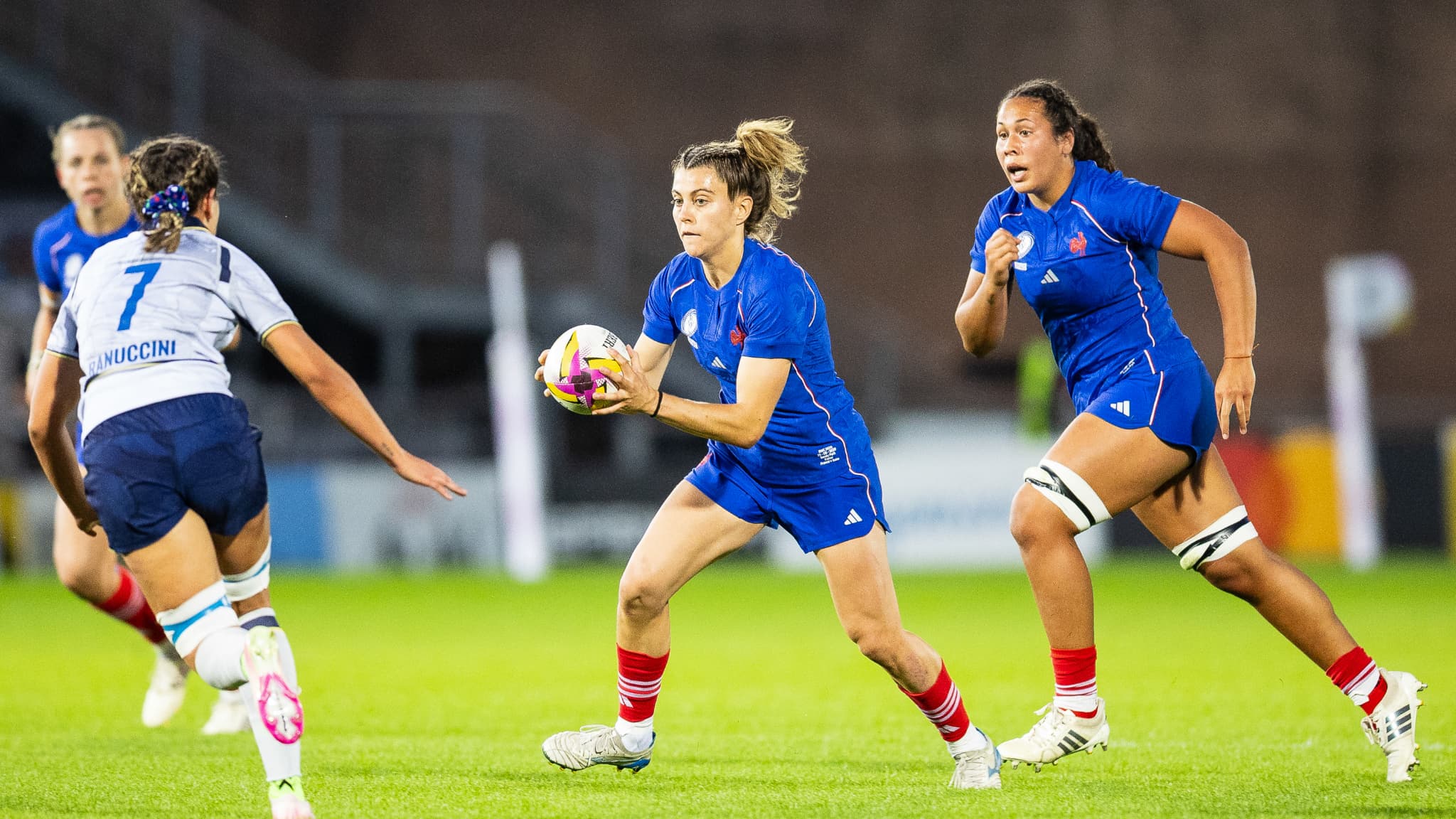 UNE COMPO POUR L'HISTOIRE: LE XV DES BLEUES AVEC QUATRE CHANGEMENTS POUR LA DEMI-FINALE DE LA COUPE DU MONDE CONTRE L'ANGLETERRE
