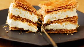 Découvrez la recette du mille-feuille à la vanille.